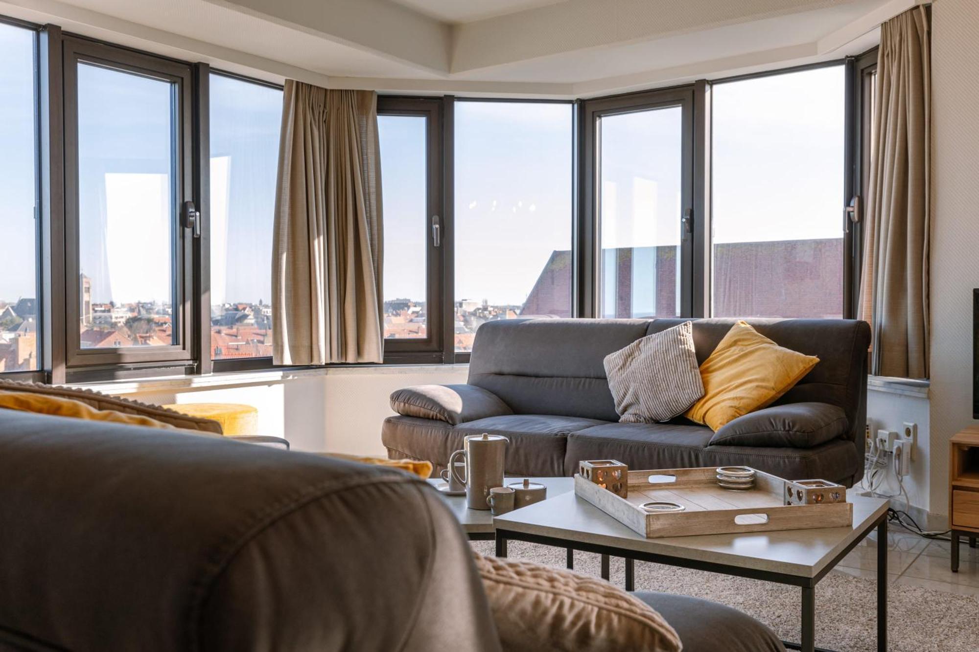 Huswell - Spacious & Modern Sea View Apartment With Garage Остенде Экстерьер фото